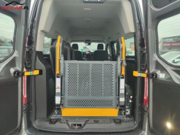 Ford Transit Custom I 2021 Ford Transit Custom WINDA DLA NIEPELNOSPRAWNYCH Pomoc w znalezieniu auta P, zdjęcie 7