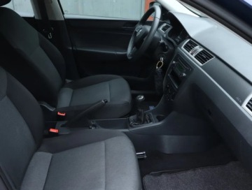 Skoda Rapid II Spaceback 1.6 TDI 90KM 2015 Skoda Rapid Spaceback 1.6 TDI, Salon Polska, zdjęcie 8