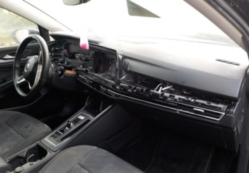 Volkswagen Golf VIII Hatchback 1.0 eTSI mHEV 110KM 2023 Volkswagen Golf Okazja Hybryda 110KM, zdjęcie 17