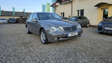 Mercedes Klasa C W203 Sedan W203 1.8 (C 180 Kompressor) 143KM 2003