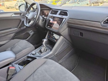 Volkswagen Tiguan II SUV Facelifting 2.0 TSI 190KM 2021 Volkswagen Tiguan 2.0 Benzyna 190KM, zdjęcie 10