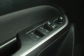 Suzuki Vitara III SUV 1.4 BOOSTERJET 140KM 2018 Suzuki Vitara 1.4 BoosterJet, Salon Polska, zdjęcie 13