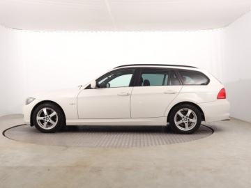 BMW Seria 3 E90-91-92-93 Touring E91 2.0 320d EfficientDynamics 163KM 2011 BMW 3 320 d, Navi, Xenon, Klima, Klimatronic, zdjęcie 2