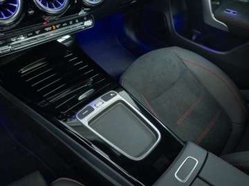 Mercedes CLA C118/X118 Shooting Brake Facelifting 1.3 200 163KM 2025 CLA 200 AMG Line Shooting Brake 1.3 (163KM) 2025, zdjęcie 12