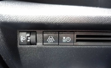 Citroen 2023 Citroen C4 136KM Automat Niski przebieg Full LED Tablet Elektryk Stan BDB, zdjęcie 24