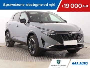 Nissan Qashqai III Crossover Facelifting 1.3 DIG-T MHEV 158KM 2025 Nissan Qashqai 1.3 DIG-T MHEV, 1. Właściciel