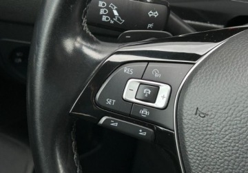 Volkswagen Tiguan Allspace SUV 2.0 TDI 150KM 2018 Volkswagen Tiguan Allspace Allspace NOWY ROZRZAD Hak, ACC, GPS, KEYLESS, B, zdjęcie 19