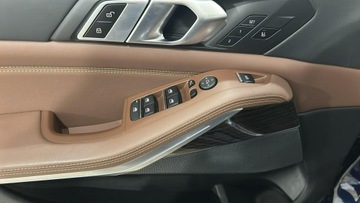 BMW X5 G05 SUV 3.0 30d 286KM 2021 BMW X5 xDrive30d mHEV sport-aut oś skrętna hak, zdjęcie 12