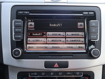 Volkswagen Passat B7 Variant 2.0 TDI CR DPF BlueMotion 170KM 2010 VW Passat 2.0 TDI, 167 KM, DSG, Klima, zdjęcie 11