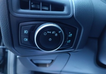 Ford Focus III Kombi Facelifting 2.0 TDCi 150KM 2016 Ford Focus 2.0 TDCI 150KM ST-Line SalonPL SerwisASO Gwarancja 2.0 Diesel, zdjęcie 21