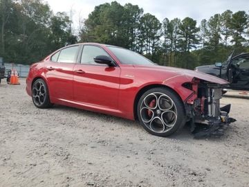 Alfa Romeo Giulia II Sedan Facelifting 2.0 Turbo 280KM 2023 Alfa Romeo Giulia Ti 2023 2.0l 2.0 Benzyna 280KM, zdjęcie 4