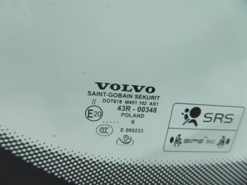 SKLO (OKNO) ČELNÍ PŘEDNÍ VOLVO V70 III S80 II XC70