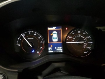 Subaru XV II 2019 Subaru XV SUBARU XV PREMIUM, 2019r., 4x4, 2.0L, po gradobiciu 2.0 Benzyna, zdjęcie 9