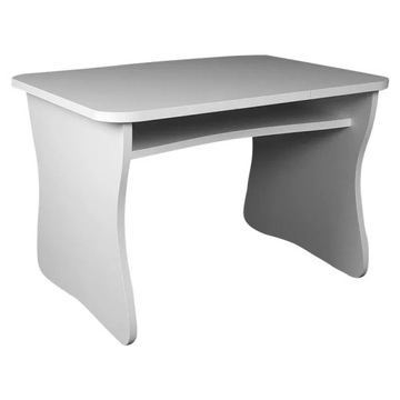 стол с местом для хранения вещей и креслом с плюшевым мишкой