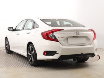 Honda Civic X Sedan 4d 1.5 VTEC Turbo 182KM 2017 Honda Civic 1.5 VTEC, Salon Polska, Automat, Navi, zdjęcie 3