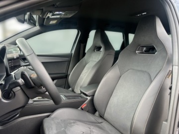 Cupra Leon II Sportstourer 2.0 TDI 150KM 2024 Cupra Leon 2.0 TDI 150KM DSG, Pakiet Edge, Pakiet, zdjęcie 12