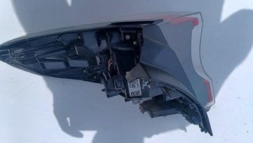 ФОНАР ЗАДНИЙ TOYOTA CHR ПРАВЫЙ ПРАВЫЙ 81550-F4030-00