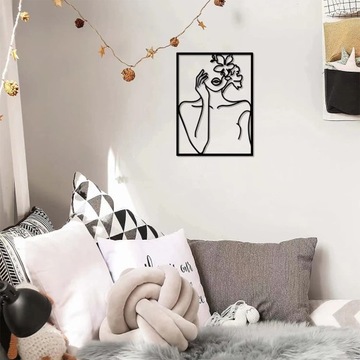 Женское тело, рисунок силуэта, железо, висящая картина, украшения