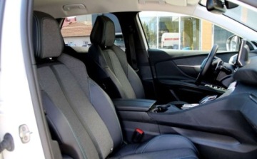 Peugeot 3008 II Crossover Facelifting  1.2 PureTech 130KM 2022 Peugeot 3008 3008 Allure Pack Doposazony Wzorowy Perla Gwarancja ASO FV23, zdjęcie 28