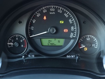 Skoda Citigo Hatchback 5d 1.0 75KM 2013 Skoda Citigo 1.0 MPI, Salon Polska, Automat, zdjęcie 10