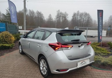 Toyota Auris II Hatchback 5d Facelifting 1.6 Valvematic 132KM 2015 Toyota Auris Super stan GWARANCJA 1.6 VALVEMATIC Premium Zobacz 1.6, zdjęcie 6