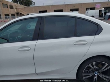 BMW Seria 3 G20-G21 2023 BMW Seria 3 2023r, 330E, Hybrid, 2.0L 2.0 Hybryda 288KM, zdjęcie 5