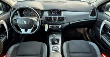 Renault Laguna III Hatchback Phase II 1.5 dCi eco2 110KM 2014 Renault Laguna Lifting 1.5 dCi 110KM LIMITED Alu Nawigacja Xenon 1.5 Diesel, zdjęcie 9