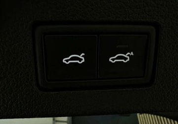 Volkswagen Arteon Fastback 2.0 TDI 150KM 2018 Volkswagen Arteon 2.0 TDI DSG bezwypadkowy GWARANCJA navi vitrtual, zdjęcie 34