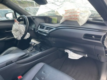 Lexus UX Crossover 250h 184KM 2020 Lexus UX 250H Hybryda Automat Kamera Skóra, zdjęcie 10