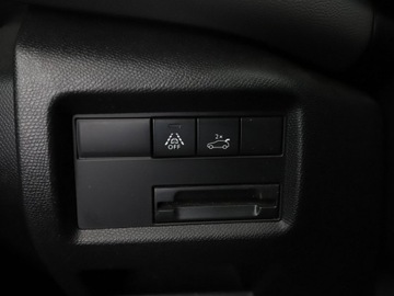 Citroen C5 Aircross SUV 1.2 PureTech 130KM 2018 Citroen C5 Aircross 1.2T Business Plus Nawigacja, zdjęcie 36