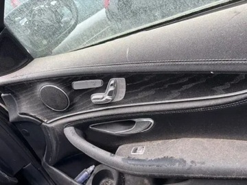 Mercedes Klasa E W213 Kombi Facelifting 2.0 E220d 194KM 2021 Mercedes-Benz Klasa E 2.0 Diesel 194KM, zdjęcie 10