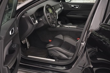 Volvo S60 II Sedan Facelifting 2.0 T4 DRIVE-E 190KM 2019 R-DESIGN__ 5 SZTUK W OFERCIE, zdjęcie 21