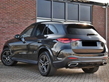 Mercedes GLC C254/X254 Coupe 2.0 220d 197KM 2026 MERCEDES-BENZ GLC 220 d 4-Matic AMG Line 2.0 (197KM) 2026, zdjęcie 2