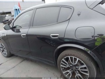 Maserati 2023 Maserati Grecale Modena 2023 2.0l 2.0 Benzyna 325KM, zdjęcie 2