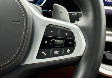 BMW X5 G05 M SUV 4.4 M50i 530KM 2023 BMW X5 M60i I wlasciciel V8 Hak PL Gwarancja Bezwypadkowy FV23, zdjęcie 23