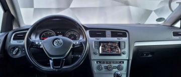 Volkswagen Golf VII Variant 1.6 TDI CR DPF BlueMotion Technology 105KM 2015 Volkswagen Golf 1.6 tdi KM Navi bezwypadkowy serwisowany Gwarancja 1.6, zdjęcie 20