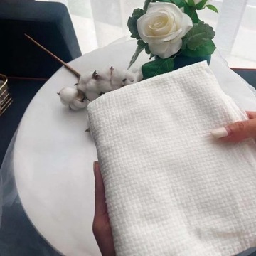 Одноразовое банное полотенце большого размера 70x140 см, утолщенное для рук