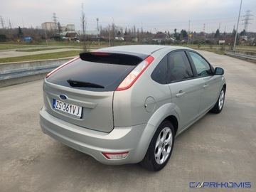 Ford Focus II Hatchback 5d 1.6 Duratec 100KM 2010 Ford Focus 1.6i Klimatronik I wlasciciel Bezwypadkowy 1.6 Benzyna 100KM, zdjęcie 5