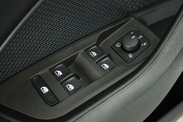 Skoda Octavia IV Scout 1.5 TSI ACT 150KM 2022 Skoda Octavia 1.5 TSI, Salon Polska, zdjęcie 19