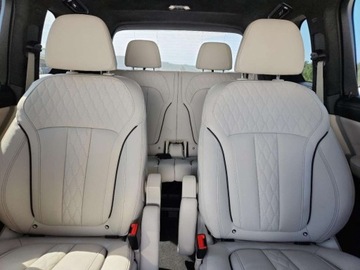 BMW X7 2020 BMW X7 M50i 2020 4.4l 4.4 Benzyna 523KM, zdjęcie 10