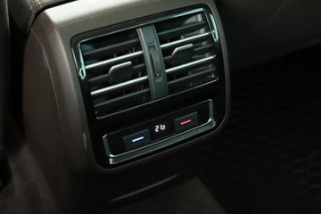 Volkswagen Passat B8 Limousine 2.0 TDI BlueMotion Technology 150KM 2016 VW Passat 2.0 TDI, Salon Polska, Serwis ASO, zdjęcie 17