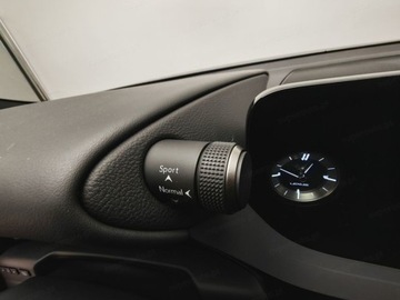 Lexus ES VII (XV70) Sedan Facelifting 300h 218KM 2025 Od ręki - 300h Business Edition 2.5 E-CVT 218KM | Szyberdach!, zdjęcie 11