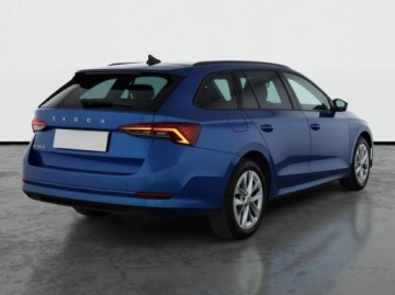Skoda Octavia IV Kombi 2.0 TDI 115KM 2023 Skoda Octavia 2.0 TDI, Salon Polska, zdjęcie 4