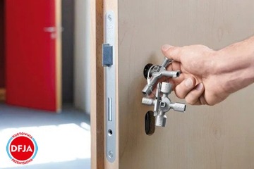 Брелок + Универсальный ключ для оконных коробок 10в1