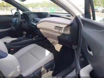 Lexus UX 2019 Lexus UX 2019 LEXUS UX 250H 2.0 Hybryda 181KM, zdjęcie 12