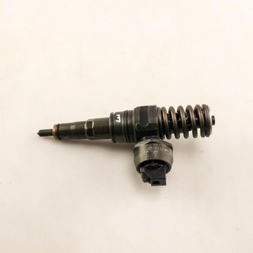 038130073BN VSTŘIKOVAČE 1.9 TDI 77 2008 VW PASSAT VARIANTA B6 (3C5)