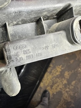 AUDI TT VÝZTUHA NÁRAZNÍKU PRAVÝ ZADNÍ 8J0807484