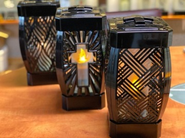 ГЛАМУРНЫЙ ЧЕРНЫЙ ФОНАРЬ ИЗ РОТАНГА