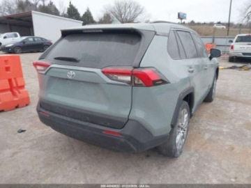 Toyota RAV4 V 2022 Toyota RAV4 2022 Toyota RAV4 XLE Premium FWD 2.5 Benzyna 203KM, zdjęcie 3