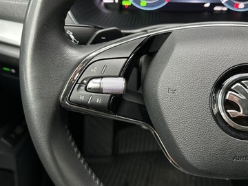 Skoda Octavia IV Liftback Plug-in  1.4 TSI iV Plug-In Hybrid 204KM 2021 Skoda Octavia 1.4TSI PHEV 204KM Style DSG l Salon, zdjęcie 19